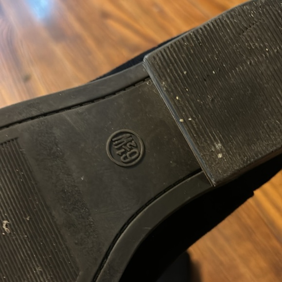 Universal Thread faux suede booties - Picture 5 of 6